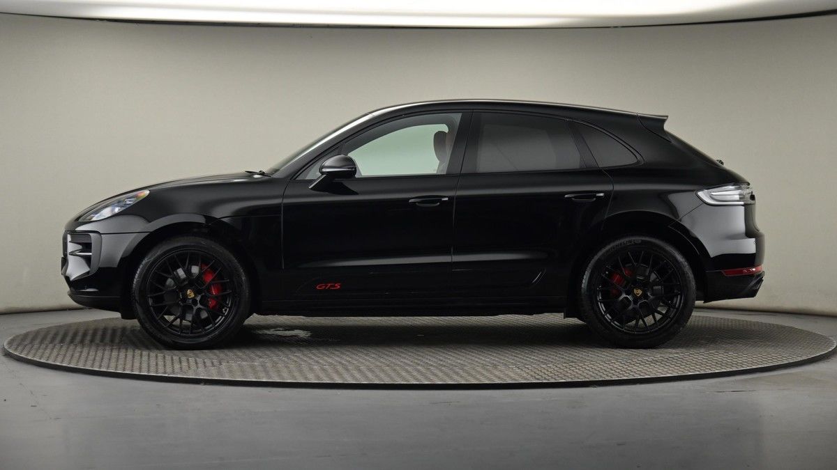 Porsche Macan Image 22
