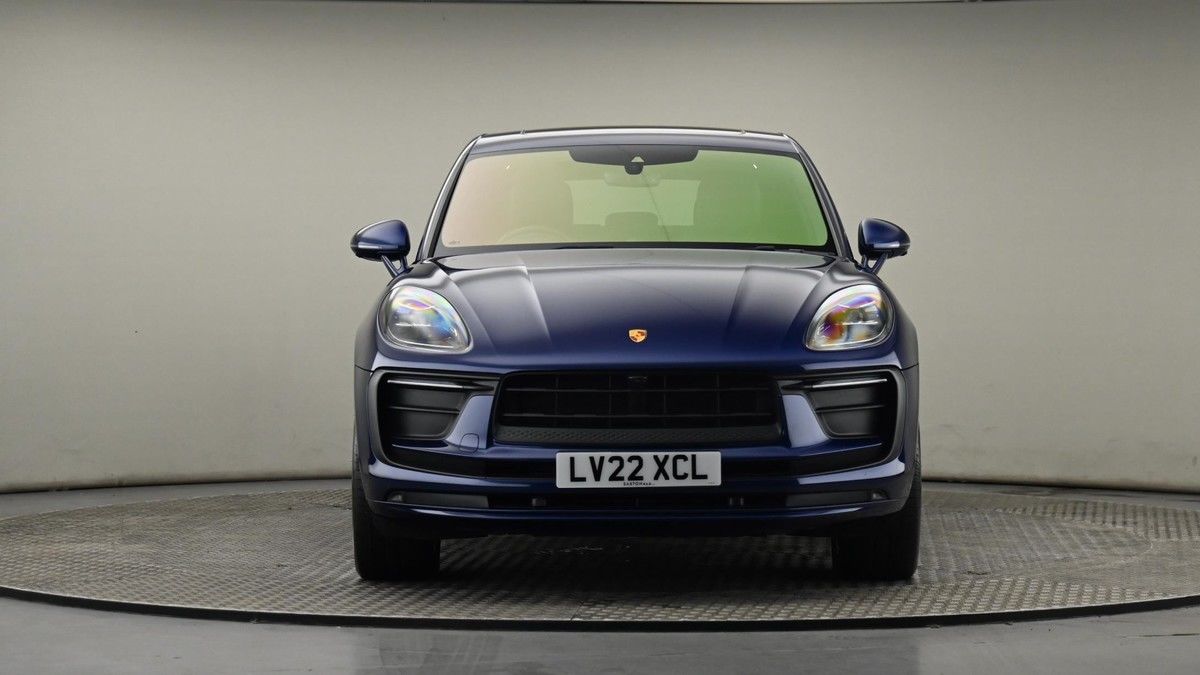 Porsche Macan Image 21