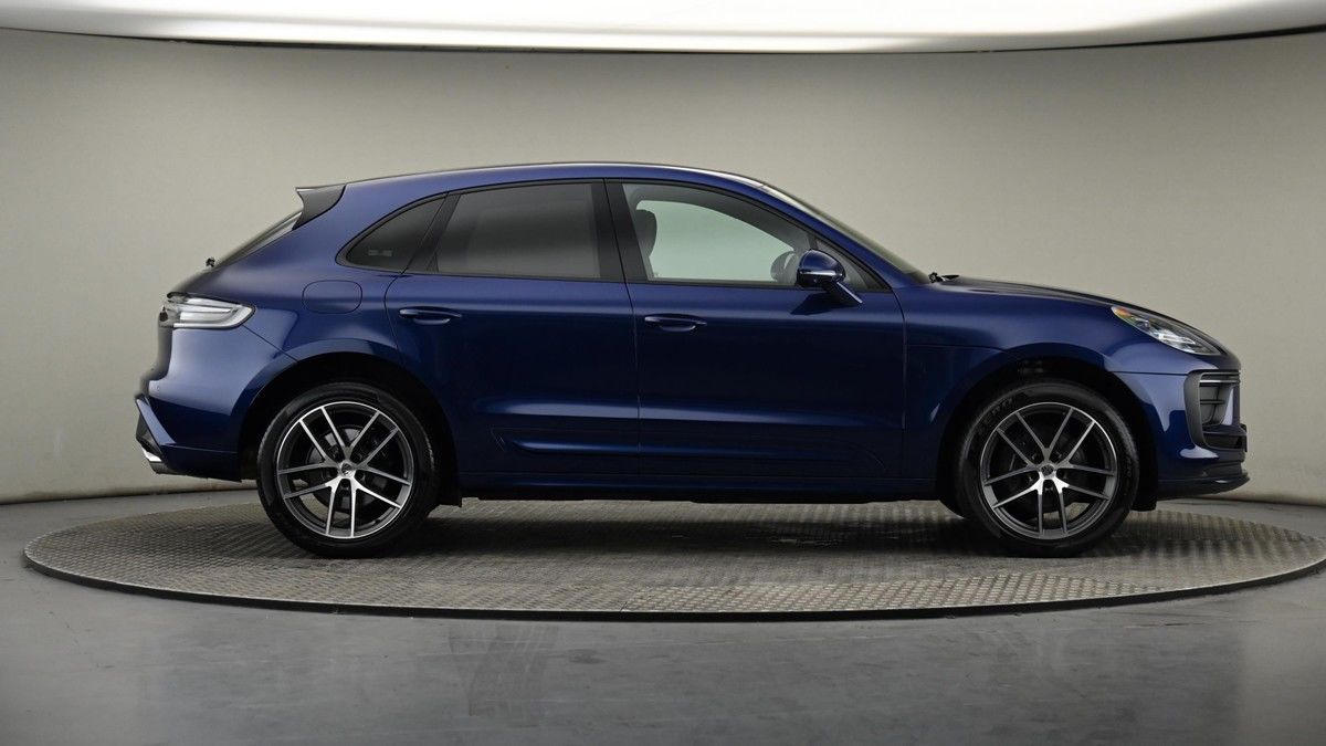 Porsche Macan Image 27
