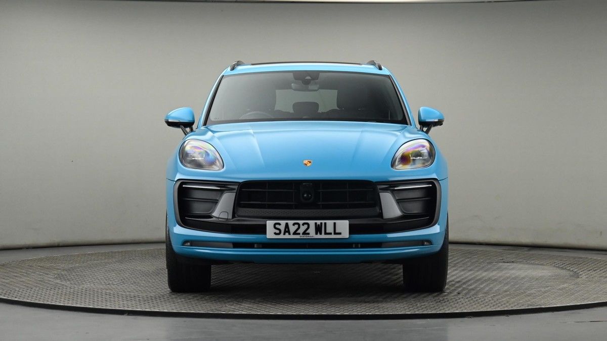 Porsche Macan Image 21