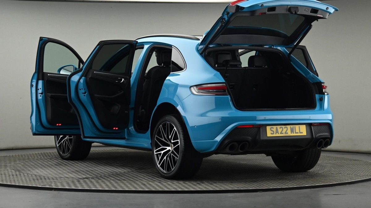 Porsche Macan Image 29