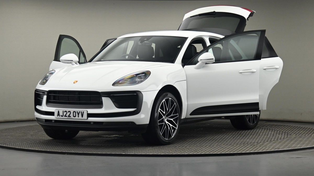 Porsche Macan Image 27