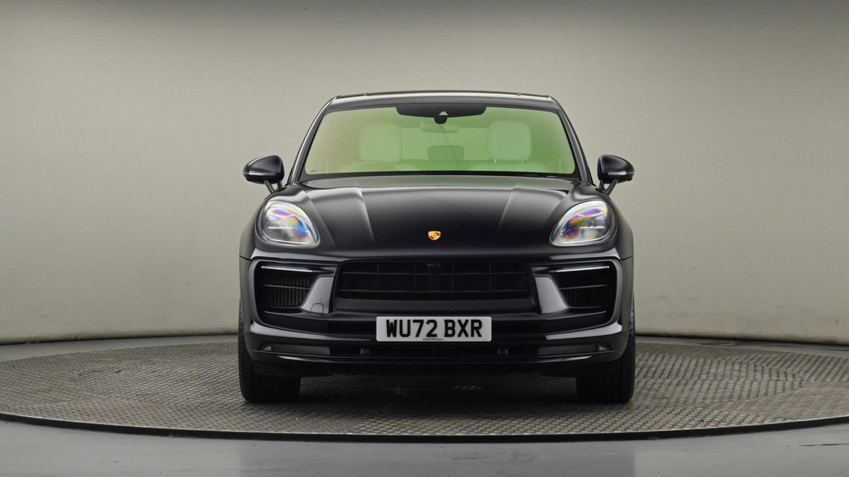 Porsche Macan Image 21