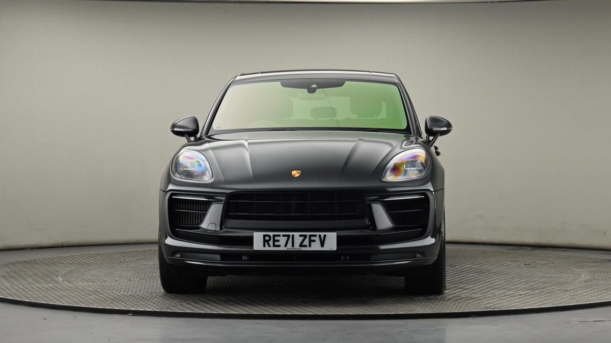Porsche Macan Image 21