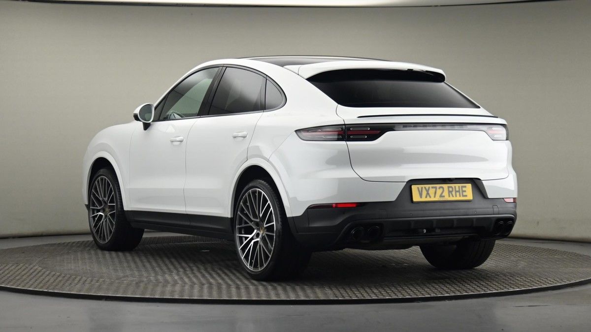 Porsche Cayenne Image 24