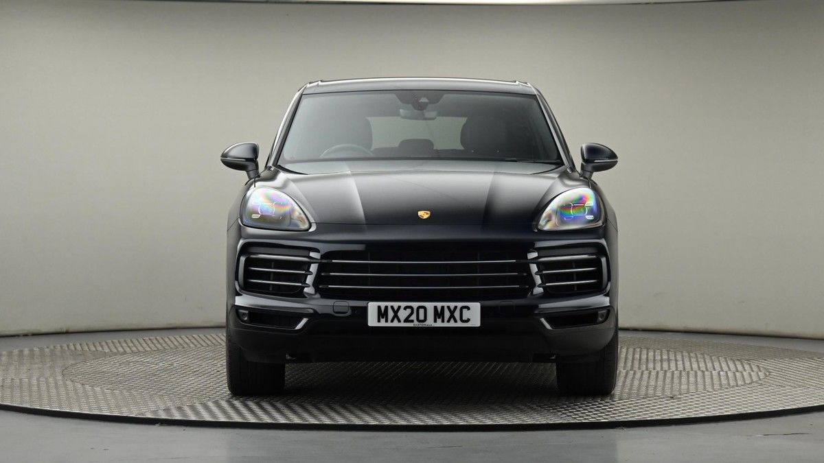 Porsche Cayenne Image 42