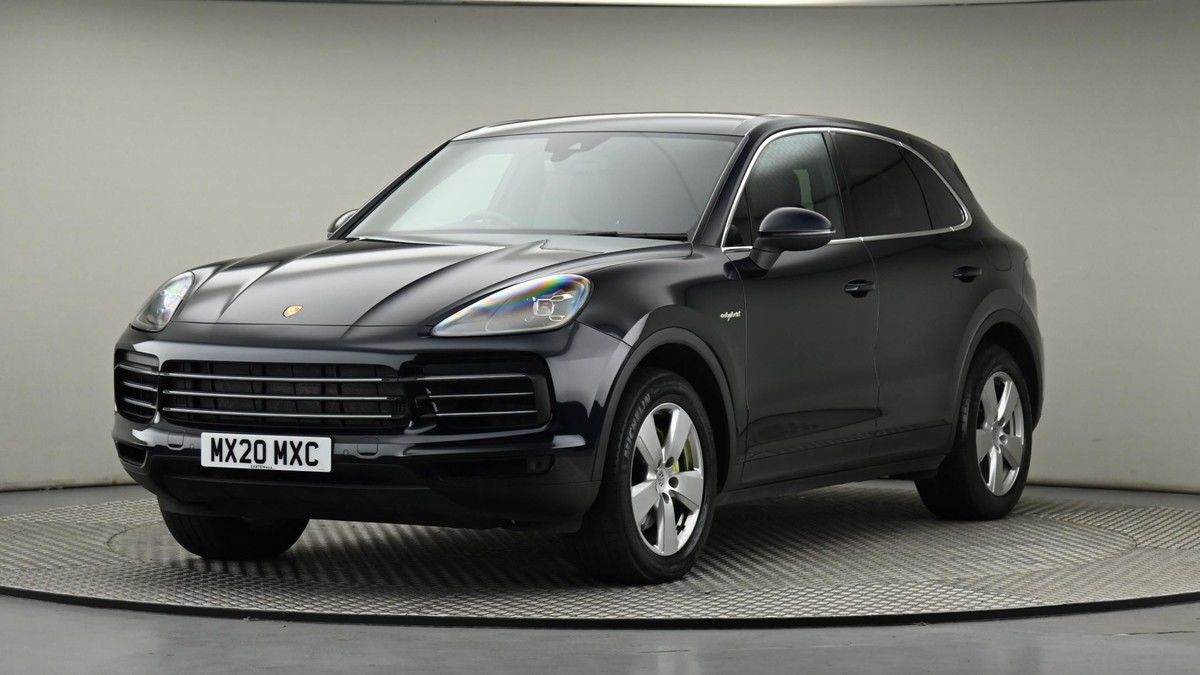 Porsche Cayenne Image 44