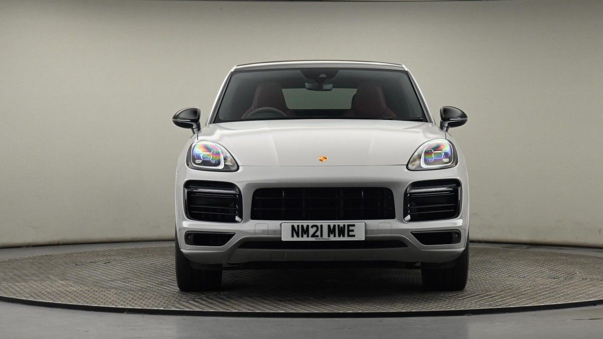 Porsche Cayenne Image 21