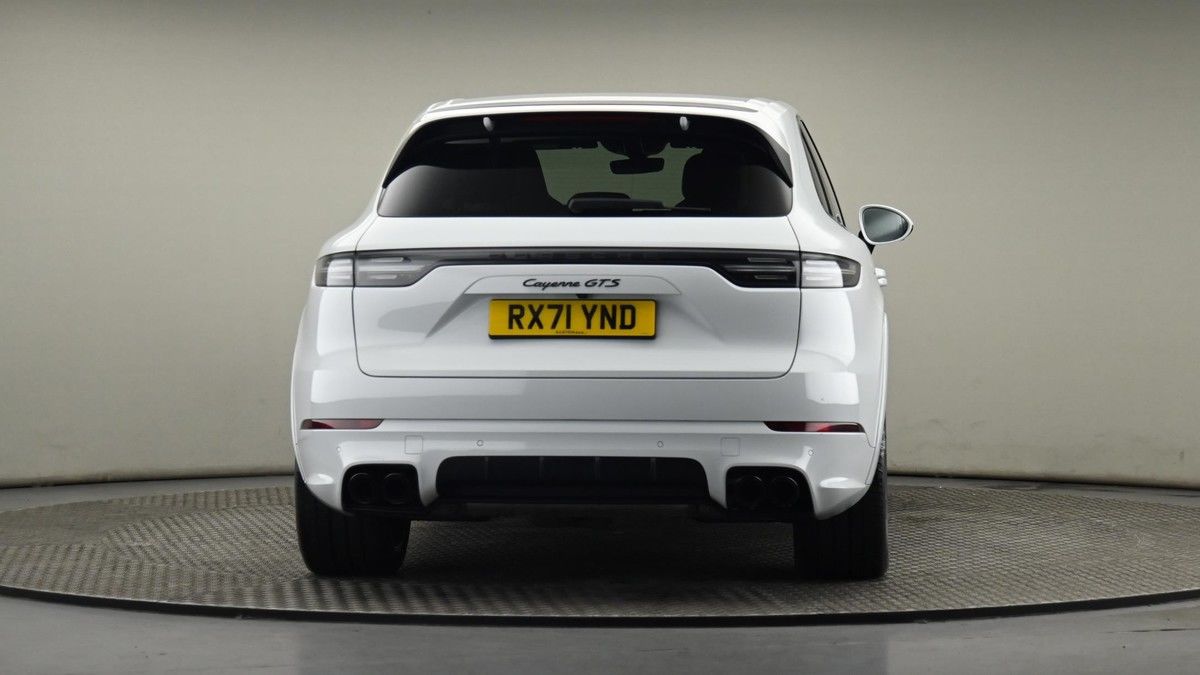 Porsche Cayenne Image 25