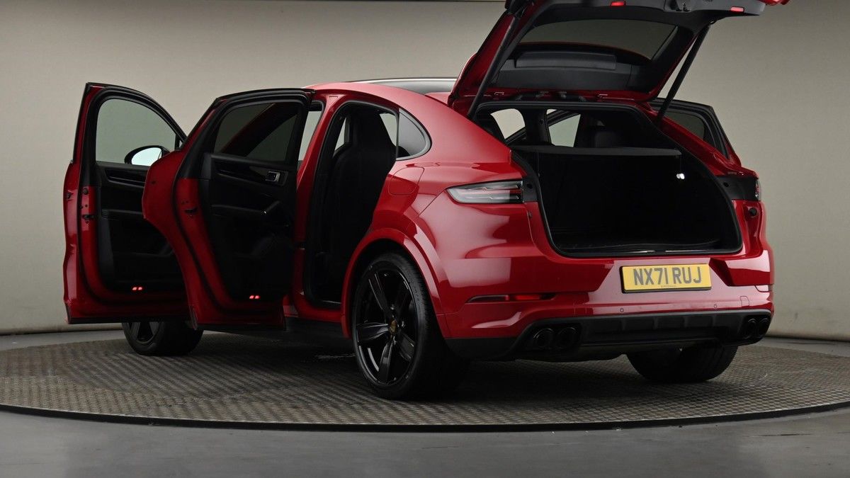 Porsche Cayenne Image 29