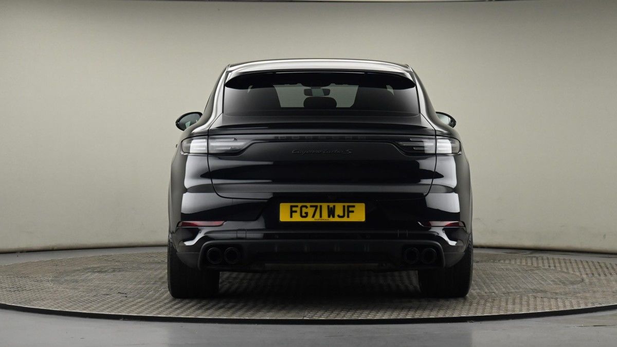 Porsche Cayenne Image 25