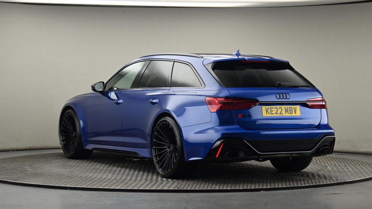 Audi RS6 Avant Image 24