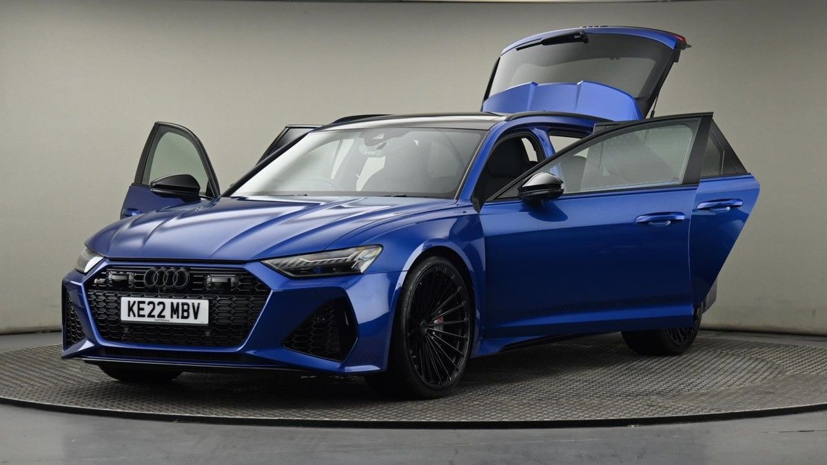 Audi RS6 Avant Image 28