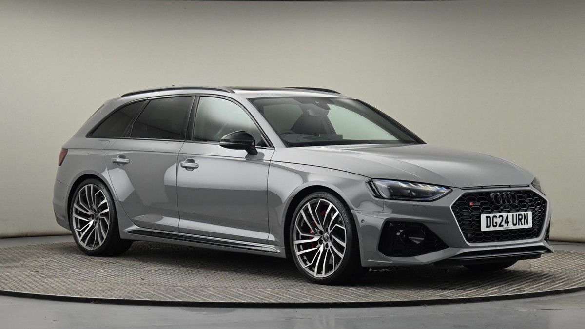 Audi RS4 Avant Image 20