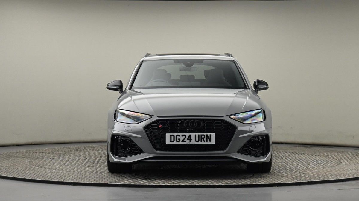Audi RS4 Avant Image 21