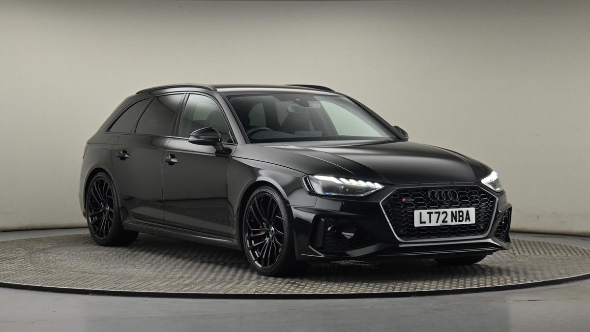 Audi RS4 Avant Sticky Header Image