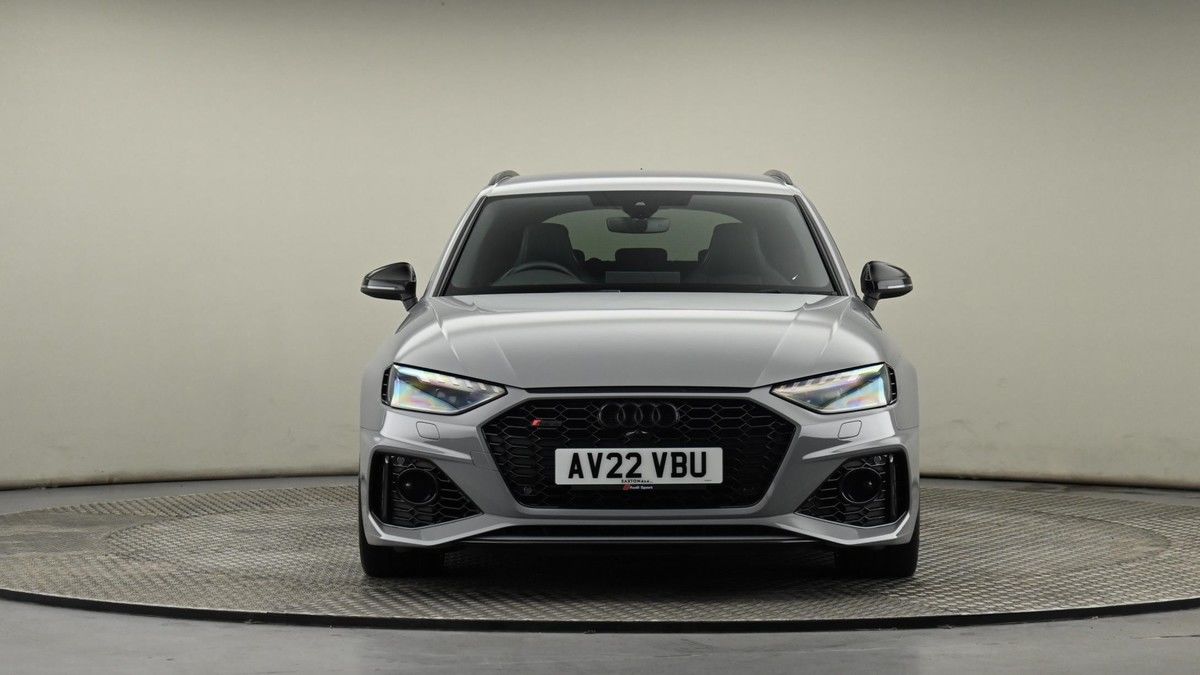 Audi RS4 Avant Image 20