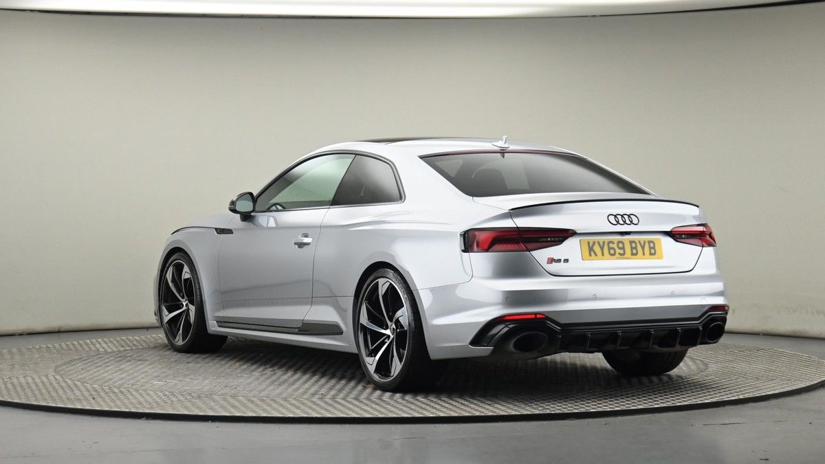 More views of Audi RS5