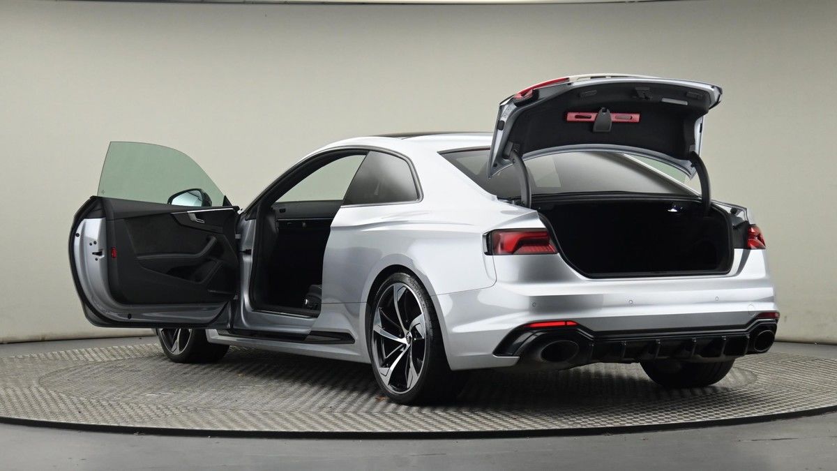 More views of Audi RS5