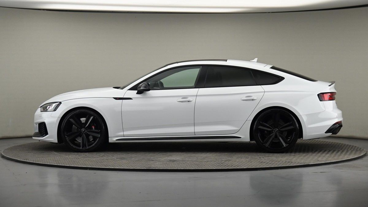 Audi RS5 Image 23