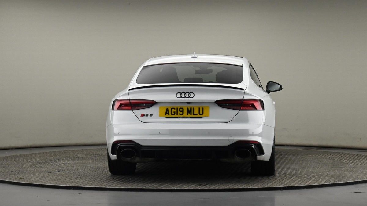 Audi RS5 Image 25