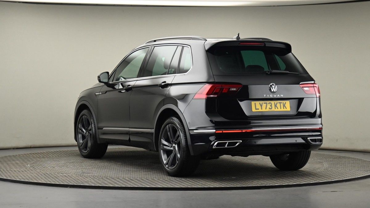 Volkswagen Tiguan Image 24
