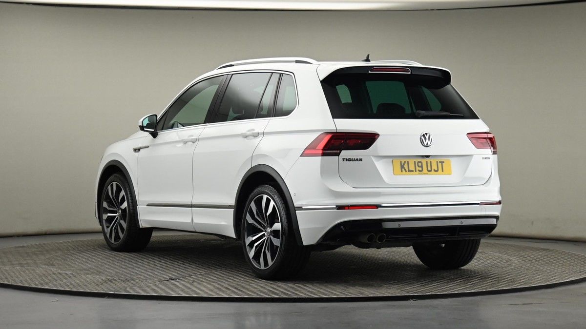 Volkswagen Tiguan Image 24
