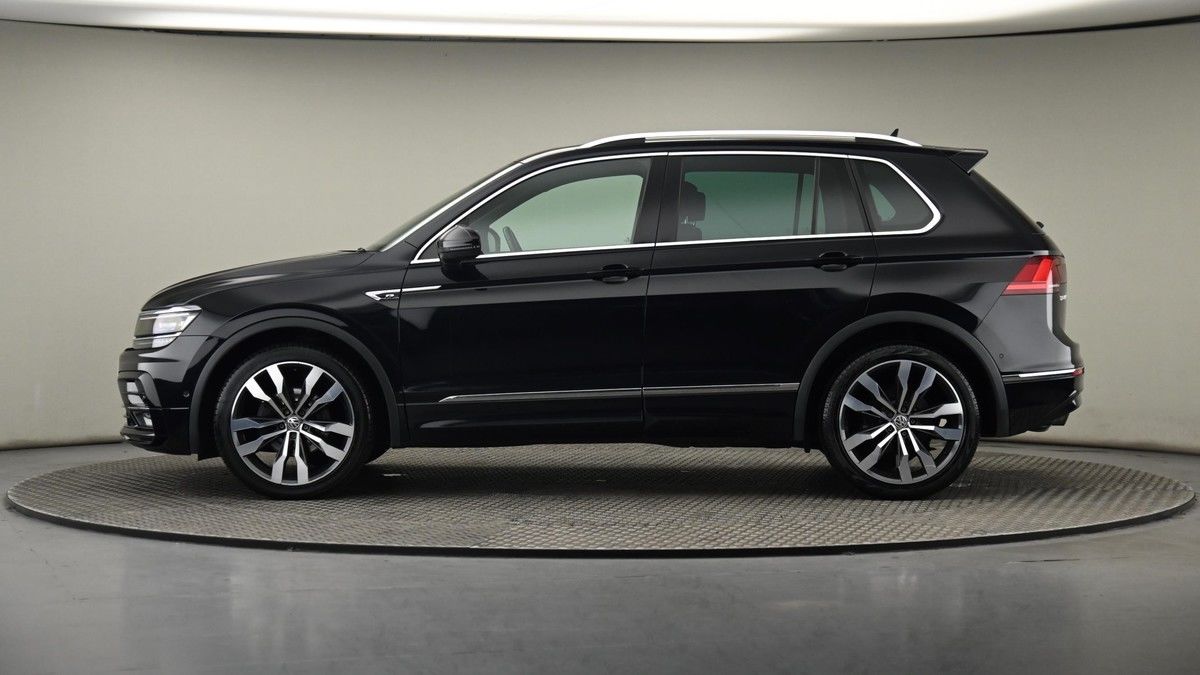 Volkswagen Tiguan Image 23