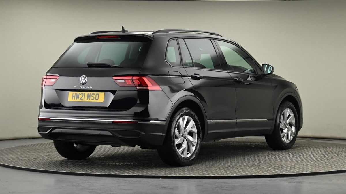 Volkswagen Tiguan Image 26