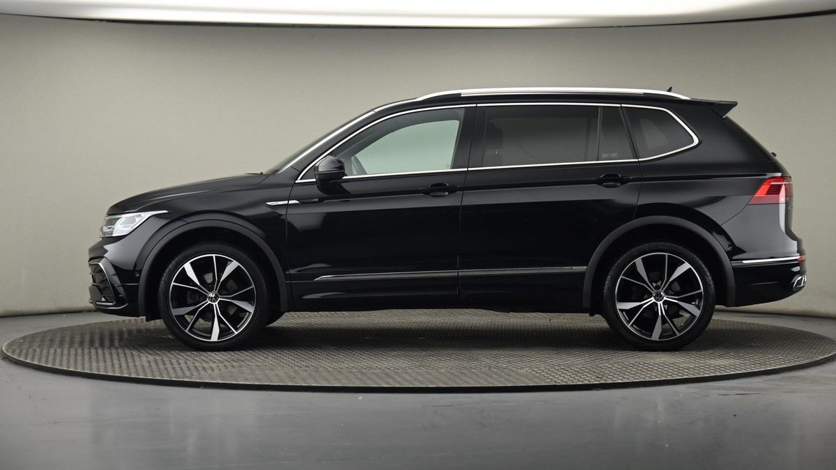 Volkswagen Tiguan Allspace Image 23