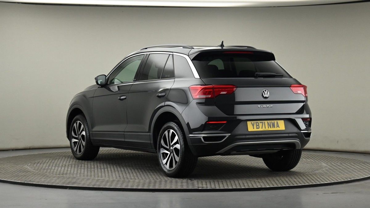 Volkswagen T-Roc Image 24