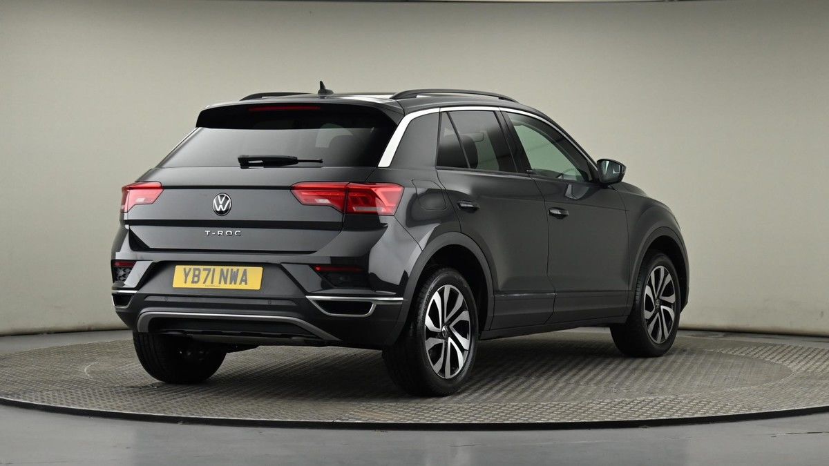 Volkswagen T-Roc Image 26