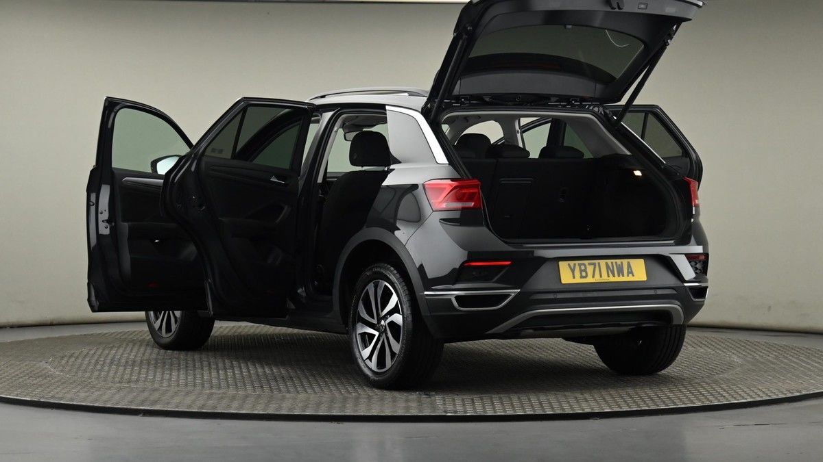 Volkswagen T-Roc Image 29