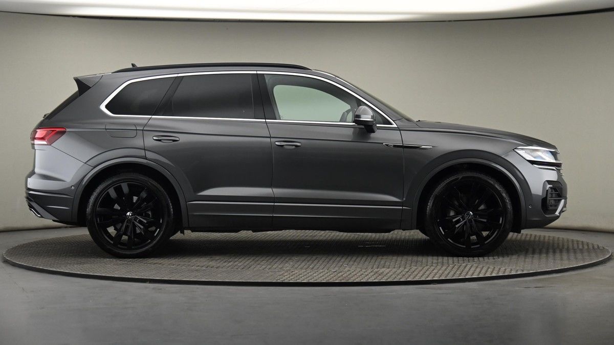 Volkswagen Touareg Image 27