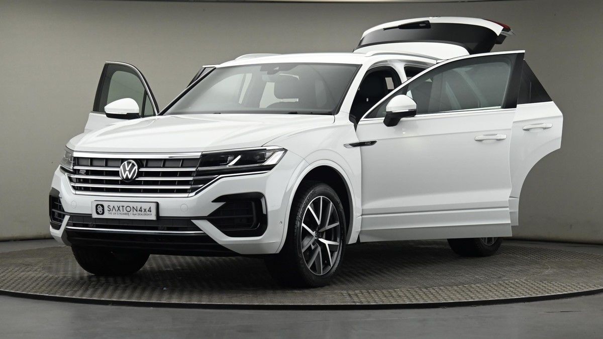 Volkswagen Touareg Image 28
