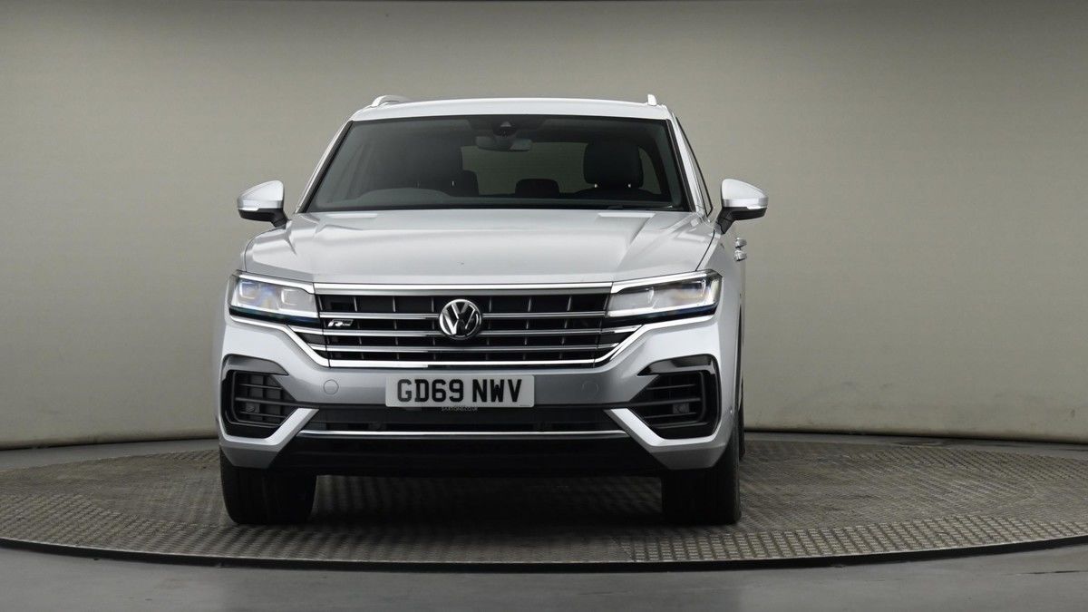 Volkswagen Touareg Image 21