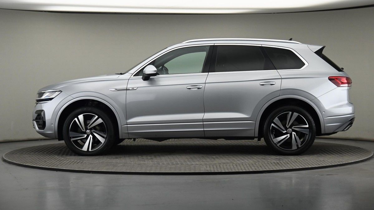 Volkswagen Touareg Image 23