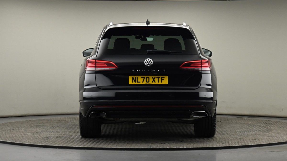 Volkswagen Touareg Image 24