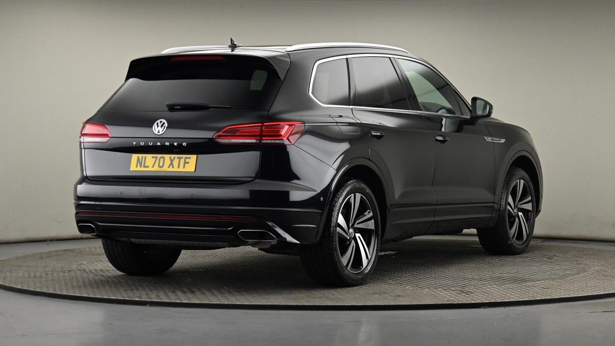 Volkswagen Touareg Image 25