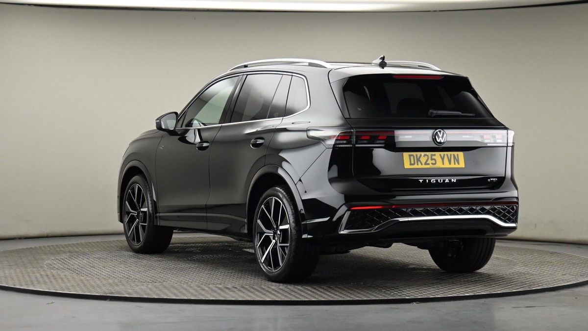 Volkswagen Tiguan Image 24