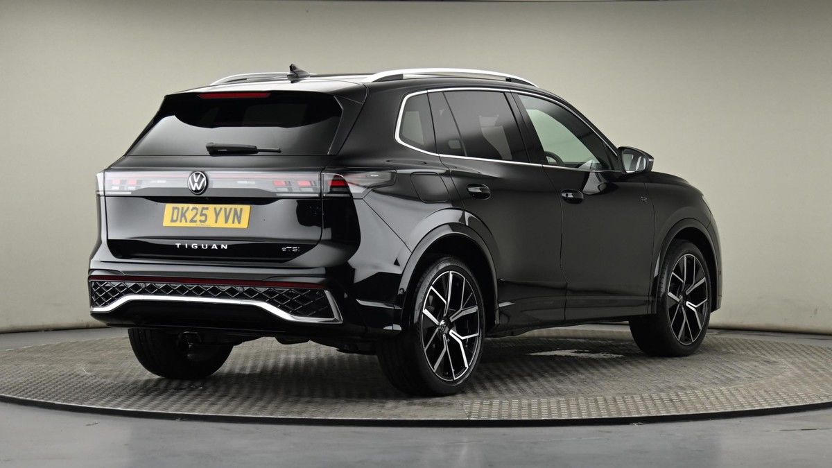 Volkswagen Tiguan Image 26