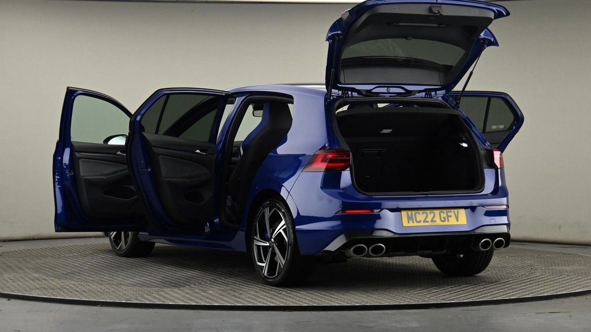 Volkswagen Golf Image 29
