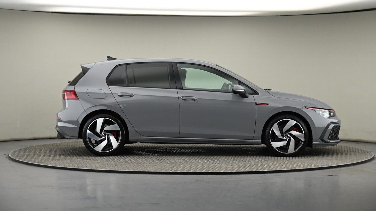 Volkswagen Golf Image 27