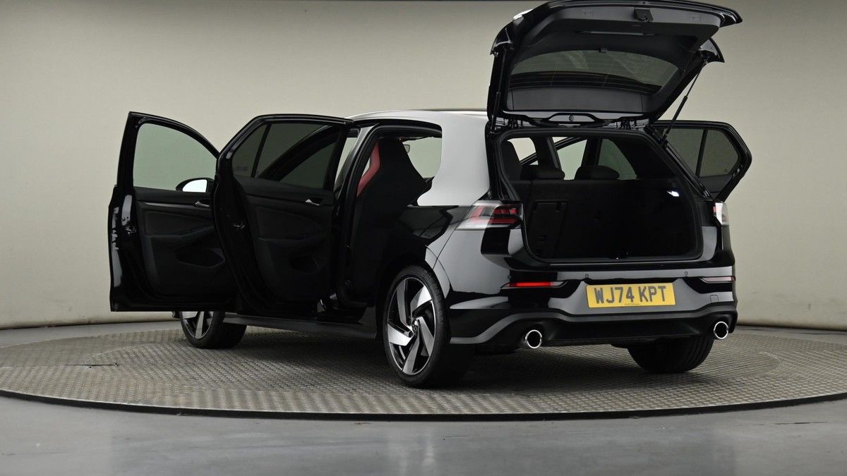 Volkswagen Golf Image 28