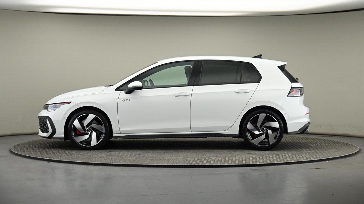 Volkswagen Golf Image 22