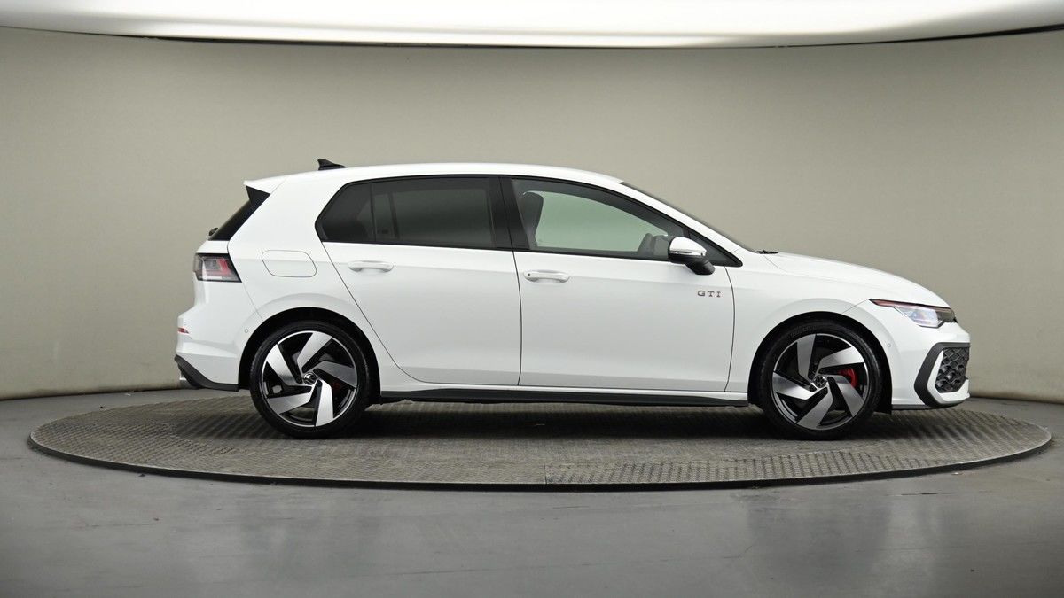 Volkswagen Golf Image 26