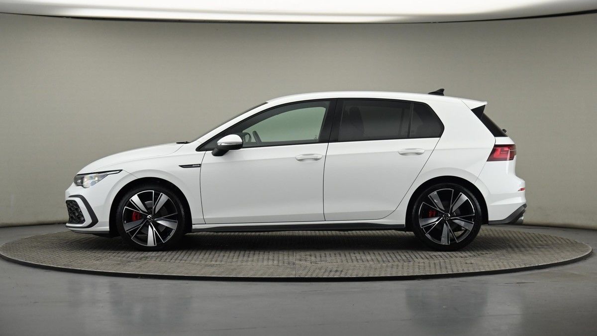 Volkswagen Golf Image 23