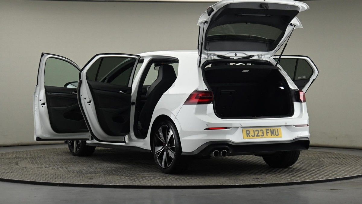 Volkswagen Golf Image 29