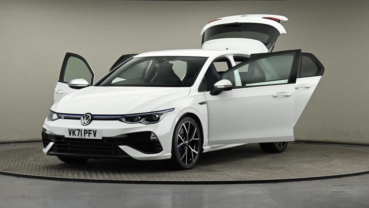 Volkswagen Golf Image 27