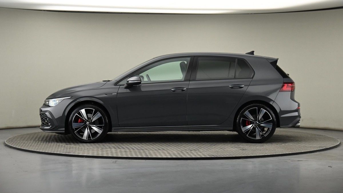 Volkswagen Golf Image 22